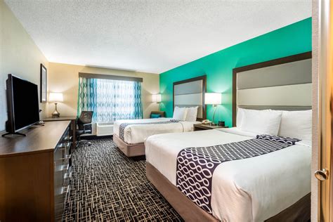 la quinta batavia new york.